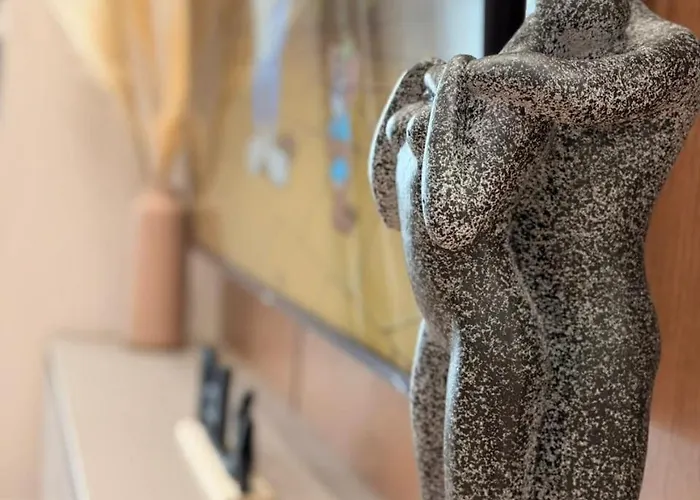 Oen Living Τίρανα